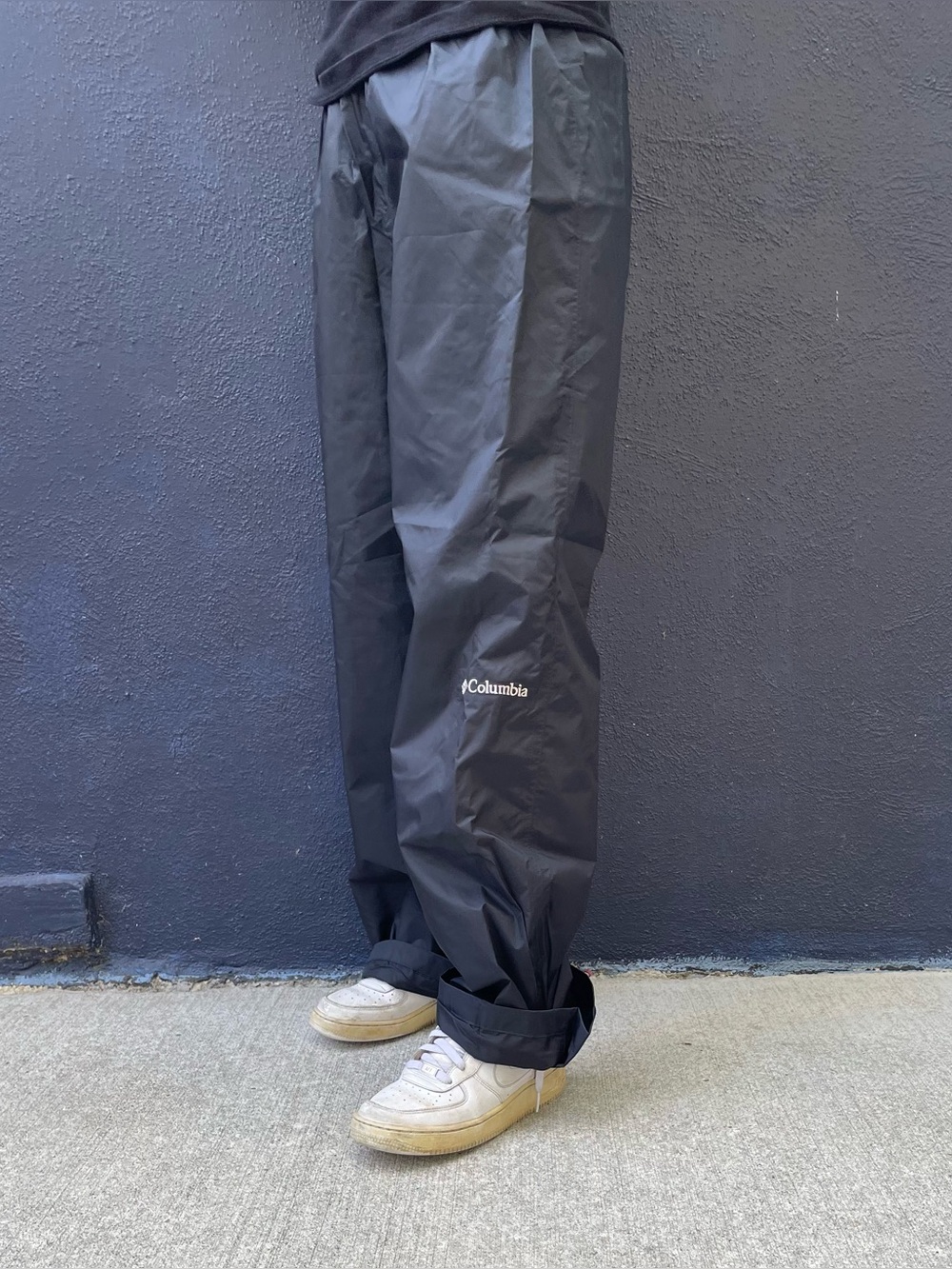Black Columbia Omni Tech Rebel Roamer waterproof rain pants men’s small 32L
